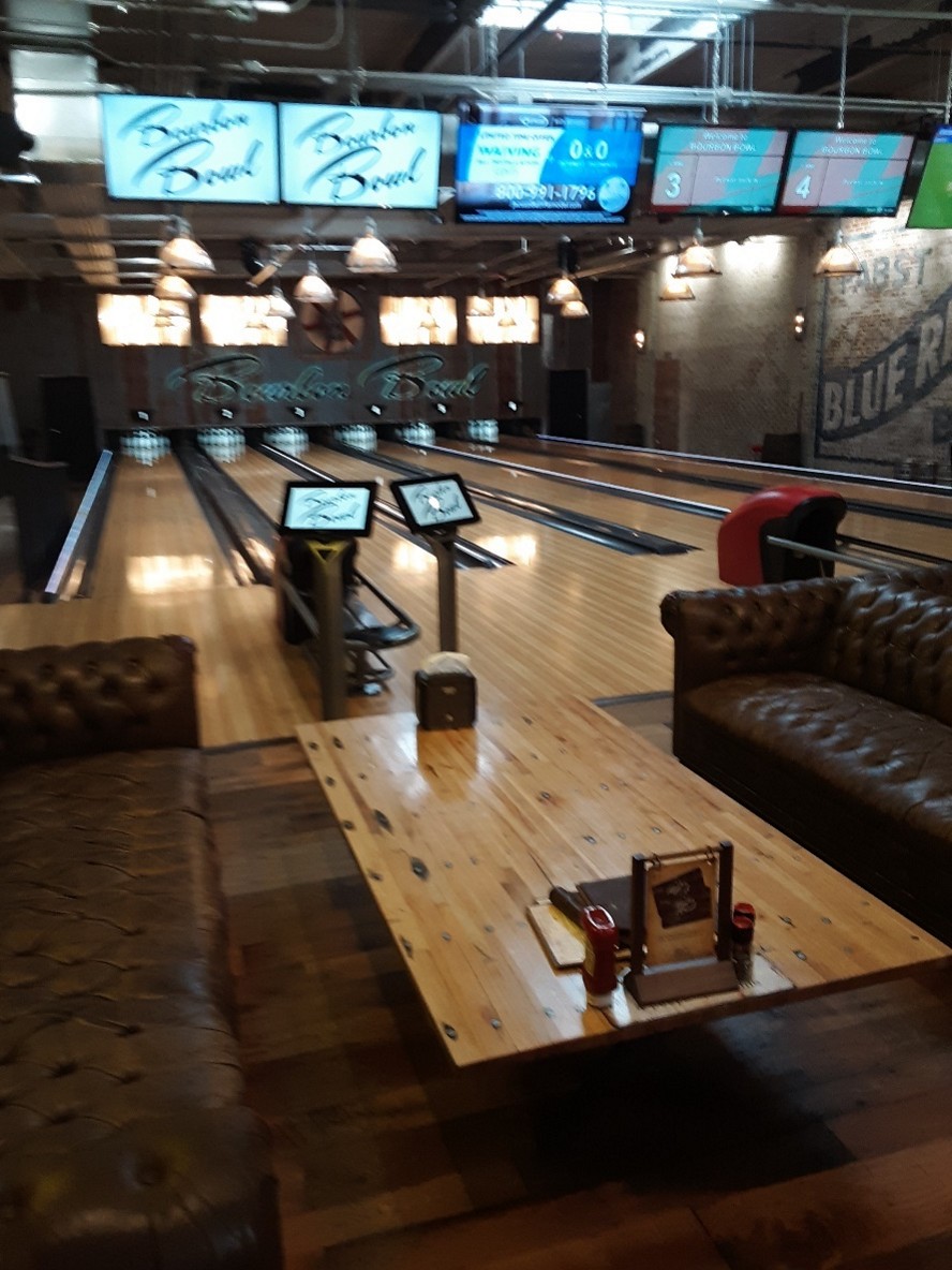 Bourbon Bowl bowling lanes